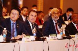 雷速体育电脑版官网下载-乌拉圭对决圭亚那，备战所向披靡较量激烈的简单介绍