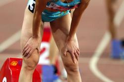 雷速体育直播官网-运动员在比赛中表现出不屈精神力压对手