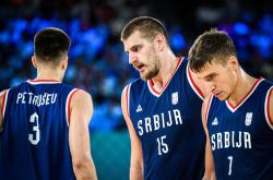 雷速体育网页版-关于澳大利亚男篮完胜塞尔维亚男篮，瓦兰丘纳斯统治全场的信息