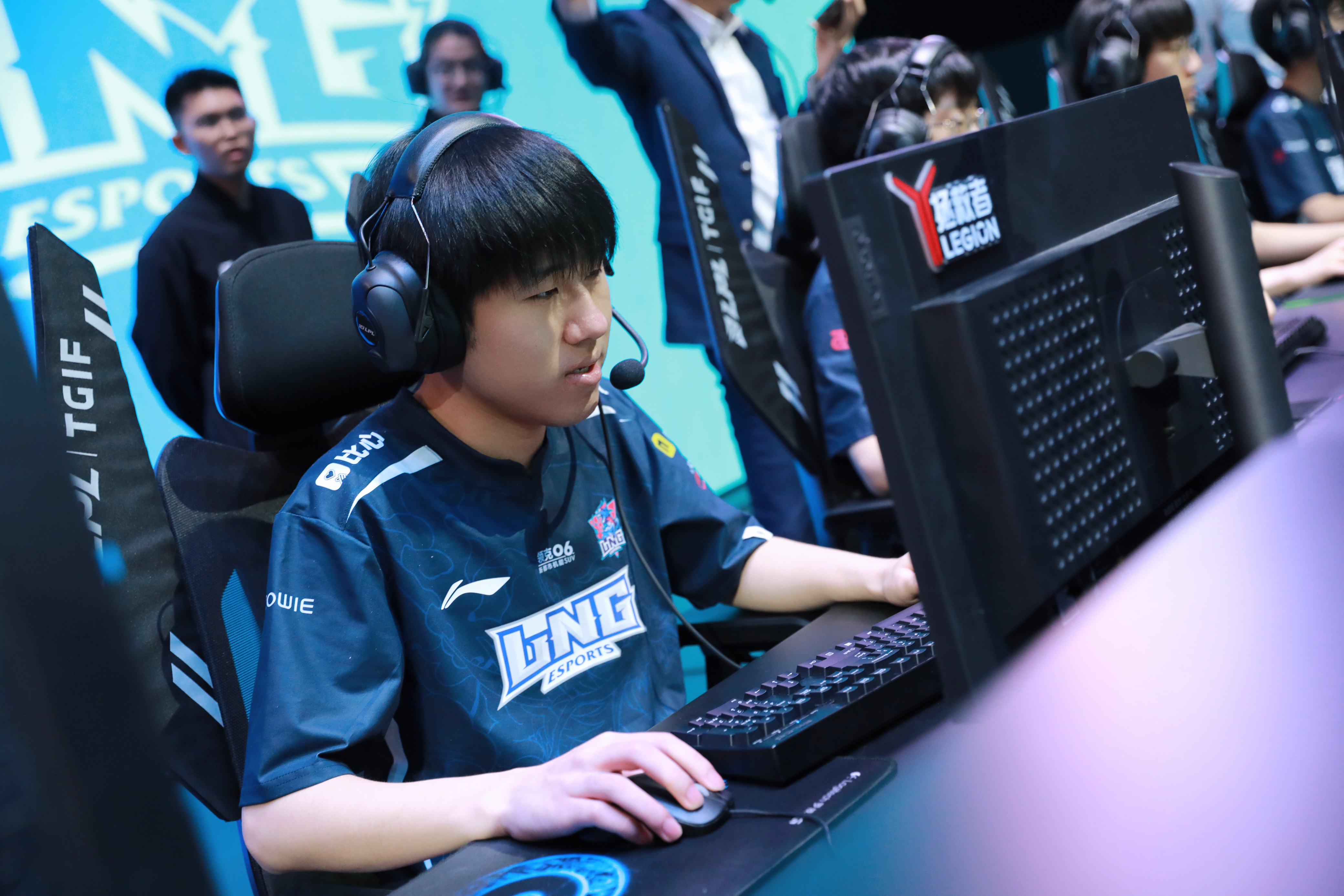 G2轻取C9，JackeyLove操刀奇招英雄翻盘淘汰赛3:0（成都）